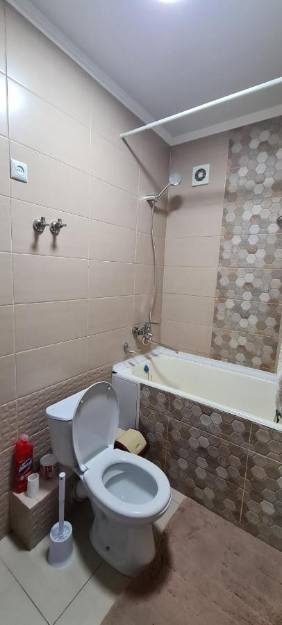 Flat In Central Μπισκέκ Εξωτερικό φωτογραφία